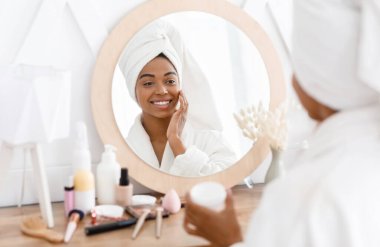 9 Step Night Skin Care Routine For Glowing Skin