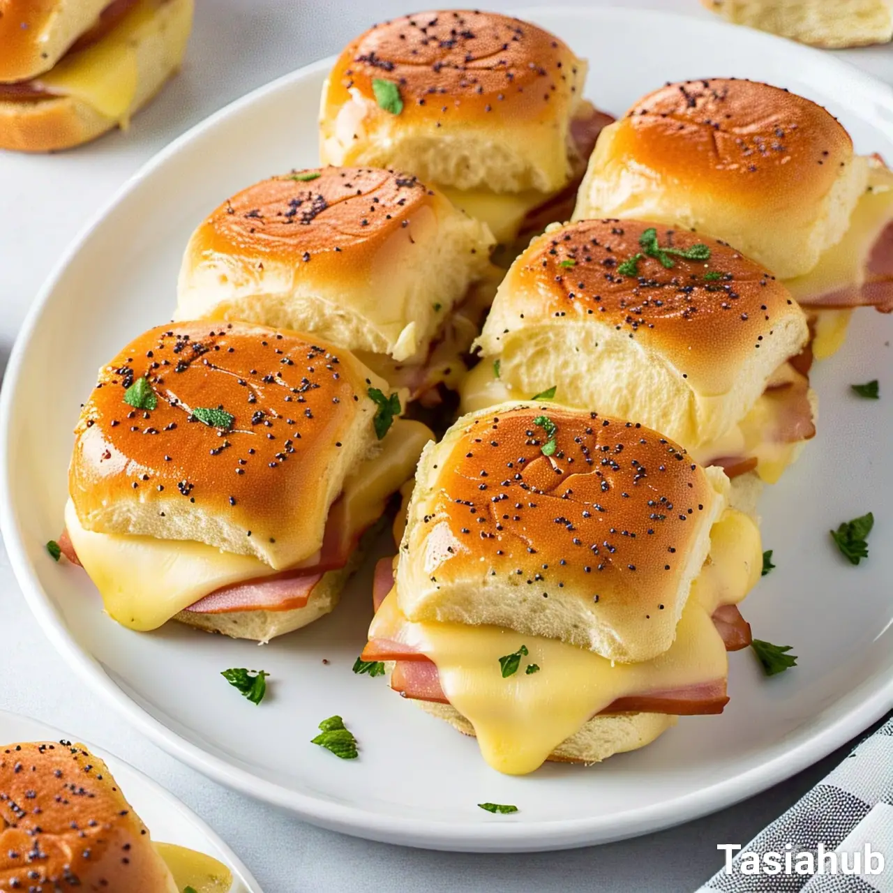 Easy and Delicious Ham and Cheese Sliders