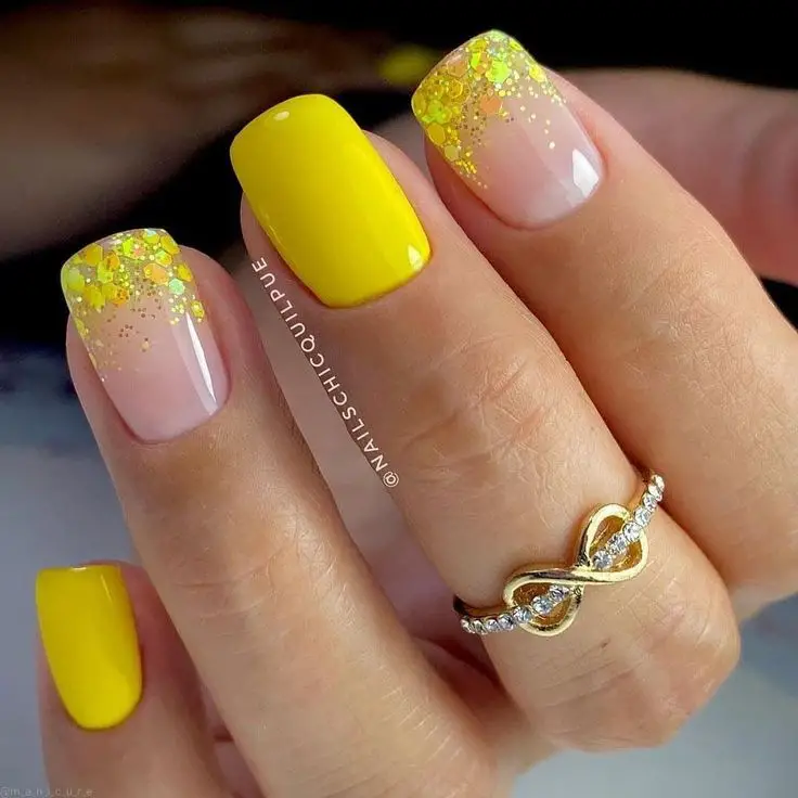 Yellow nail designs