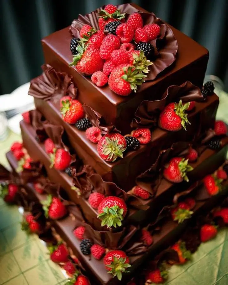 chocolate wedding cake 30