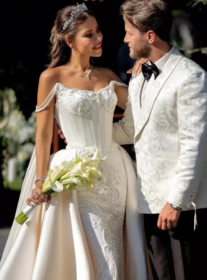 Stunning corset wedding dresses