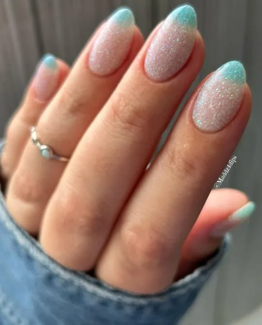 summer dip nails 6.jpeg
