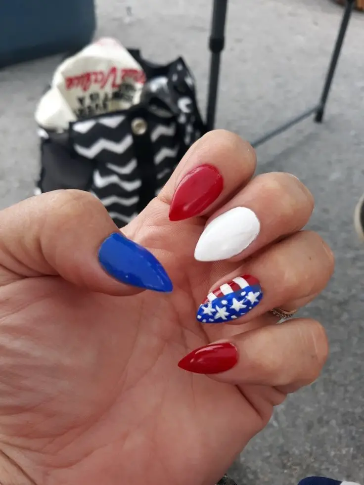 4th of july accent nails
