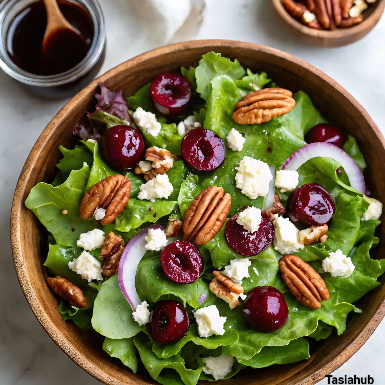 Mixed Green Salad With Dried Tart Cherry Tasiahub