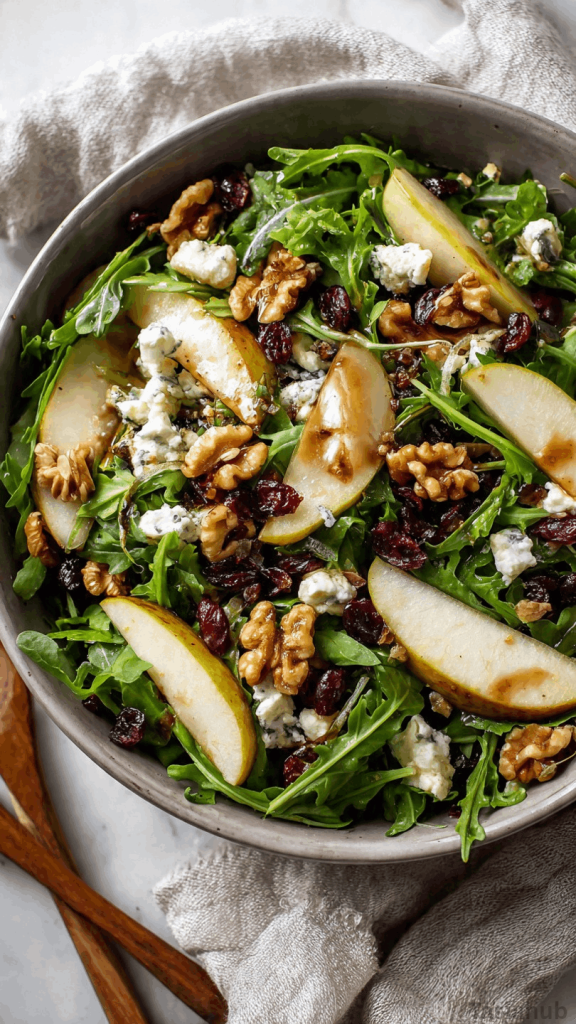 arugula pear and gorgonzola salad